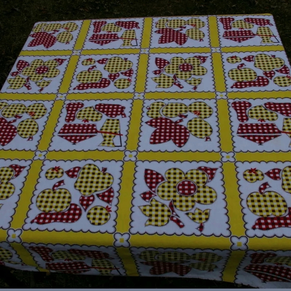 Vintage Tablecloth Fruit Flowers Rectangle Small